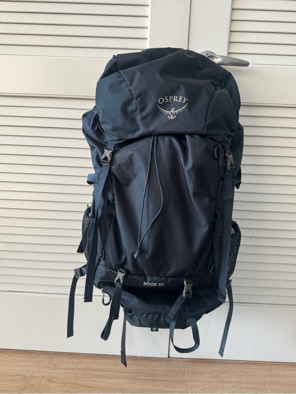 OSPREY Rook 65 Men's Backpack in Dark Navy/Blue